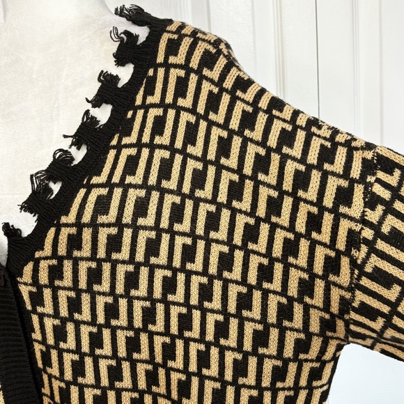 NWT Trendy Threads Tan & Black Distressed Grunge Knit Sweater 3X - Picture 7 of 16